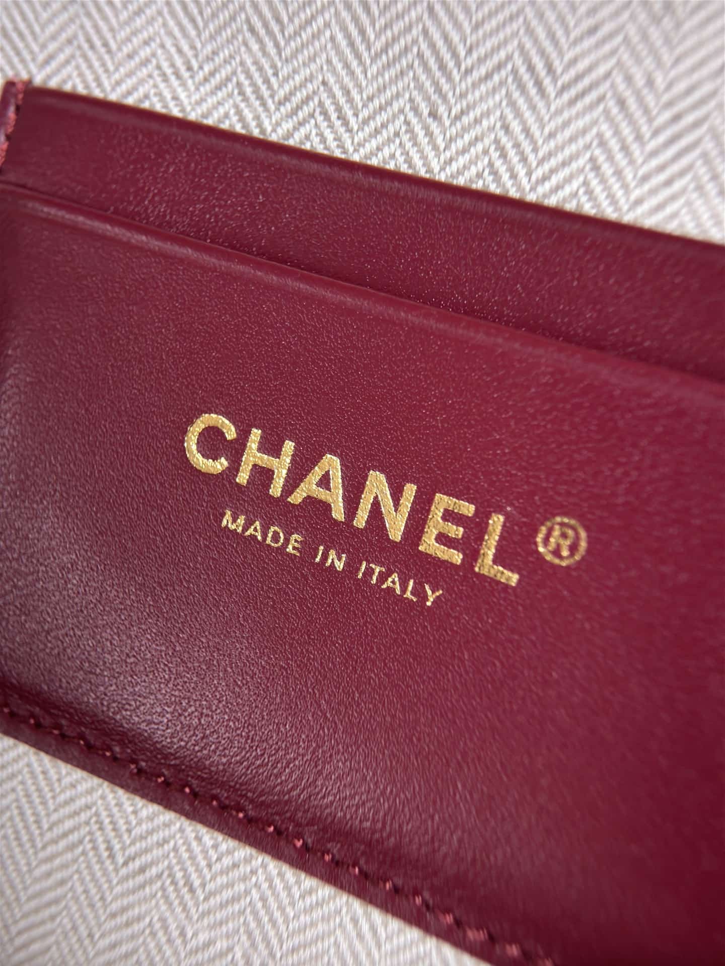 Chanel Vanity with chain Grained Calfskin & Gold-Tone Metal Caramel AS6473 A