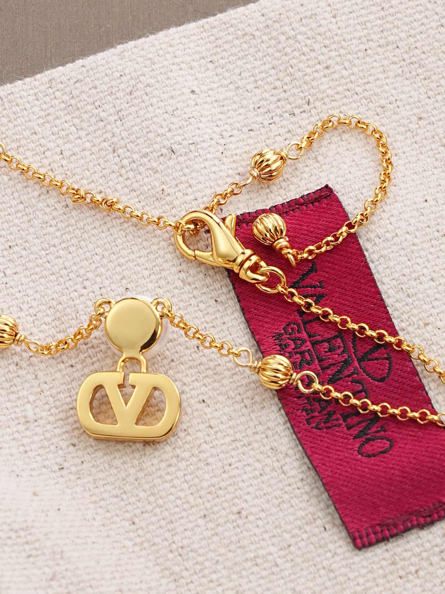 Valentino Garavani Necklace High
