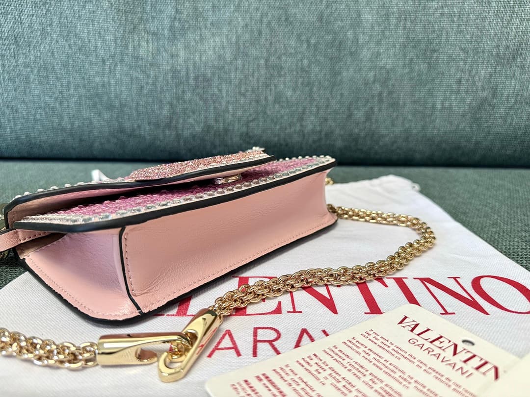 Valentino Garavani VLogo Loco Flap Embellished Leather Shoulder Bag Pink High