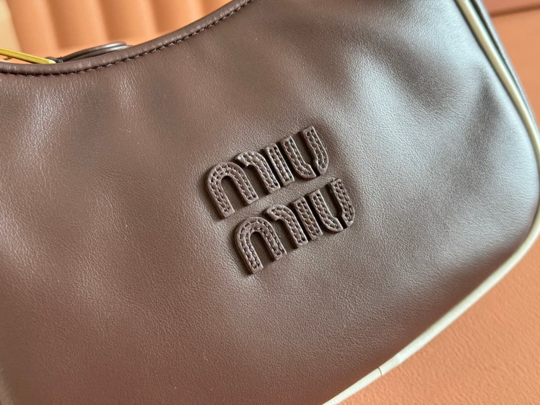 Miu Miu Wander shoulder bag 5BC125 TOP