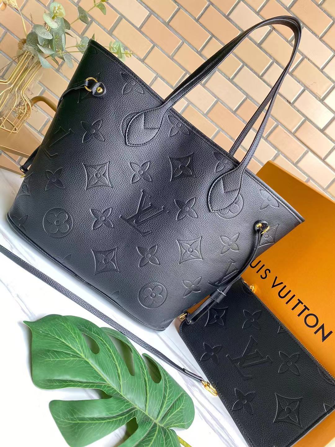 Louis Vuitton Neverfull MM Bag Black Monogram