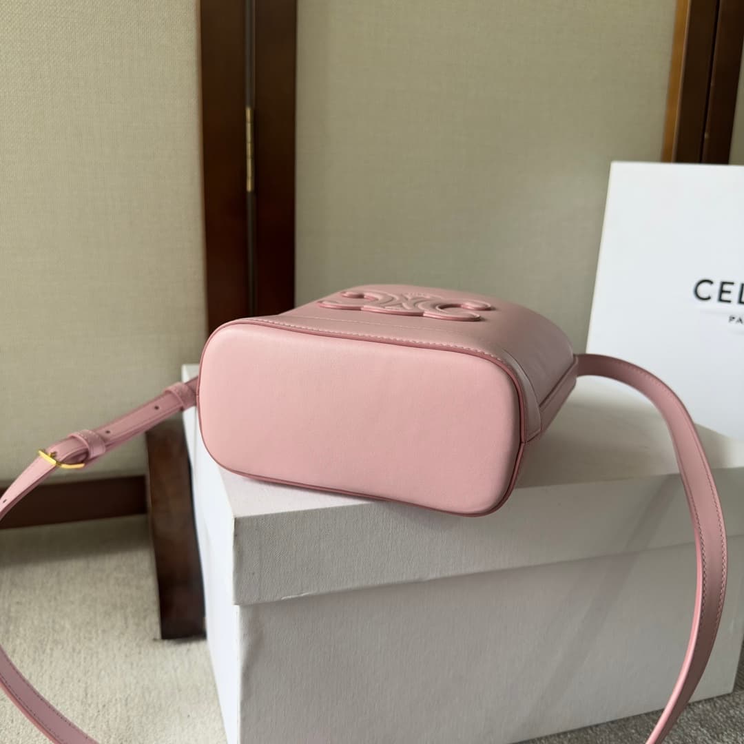 CELINE Small Bucket Bag in Pink Smooth Calfskin Leather High