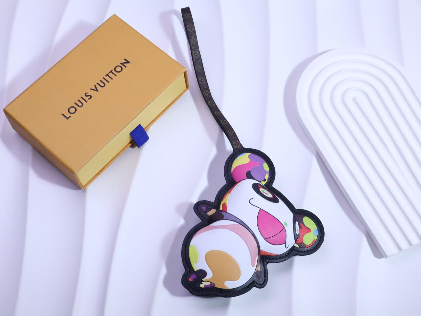LV x Murakami Superflat Panda Bag Charm M02440