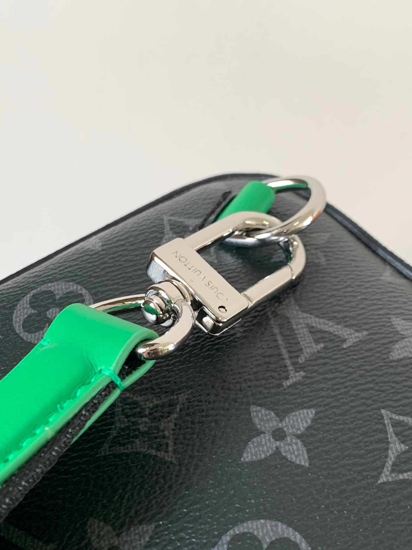 Louis Vuitton Avenue Slingbag PM Bamboo Green Monogram Eclipse coated canvas M25891 High