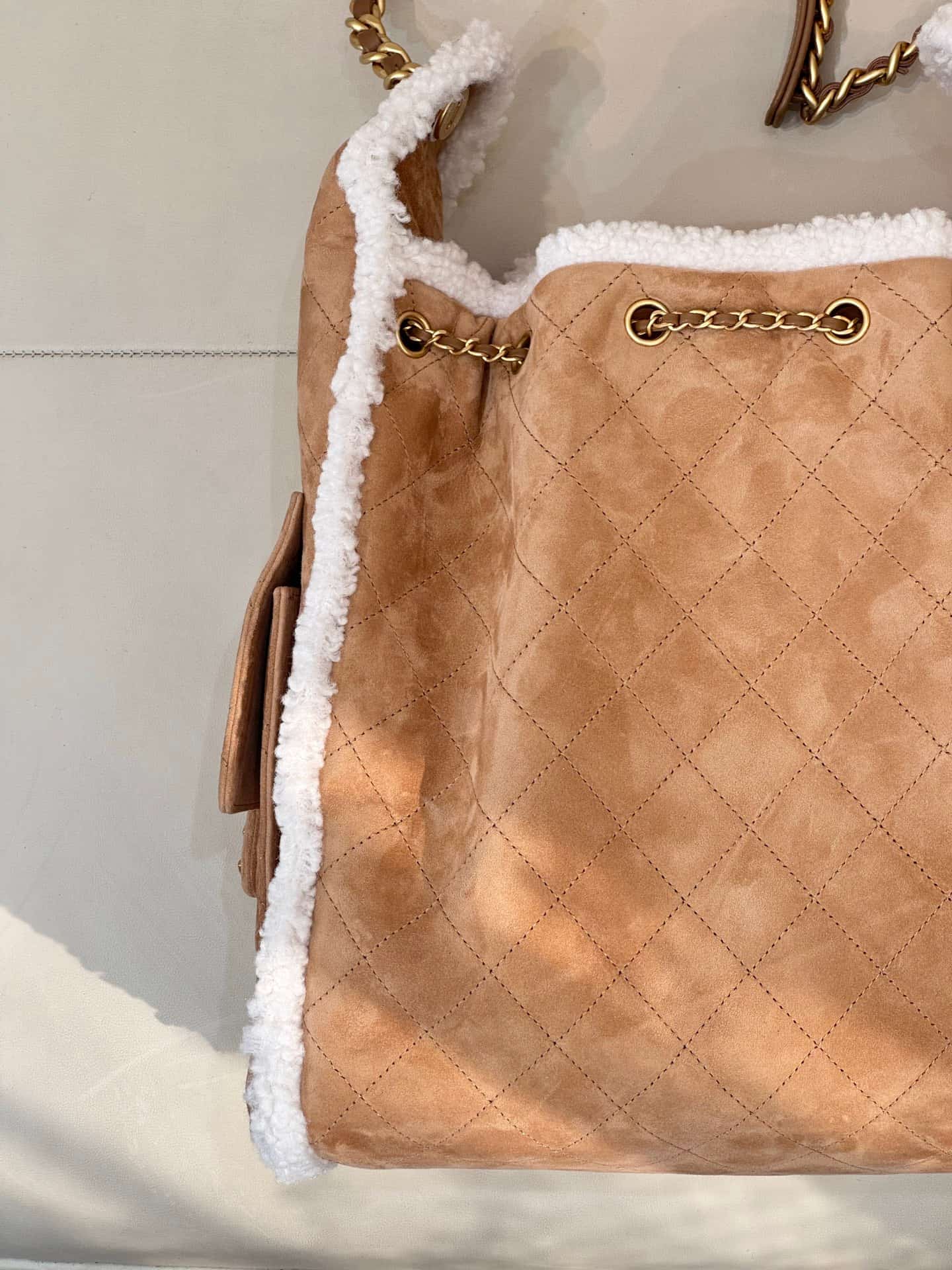 Chanel 25 Medium Hobo handbag AS5311  Suede &Shearling &Gold-tone Metal Beige TOP