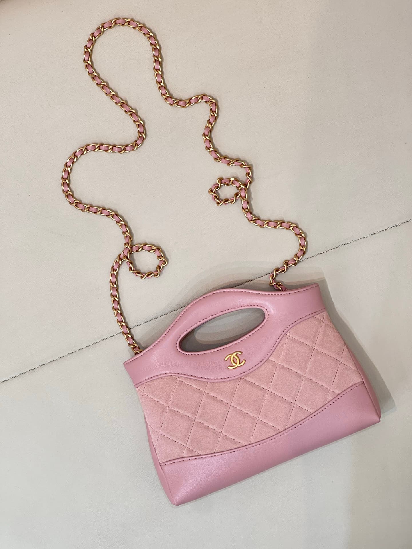Chanel Clutch with chain Suede & Gold-Tone Metal AP3656 Pink TOP