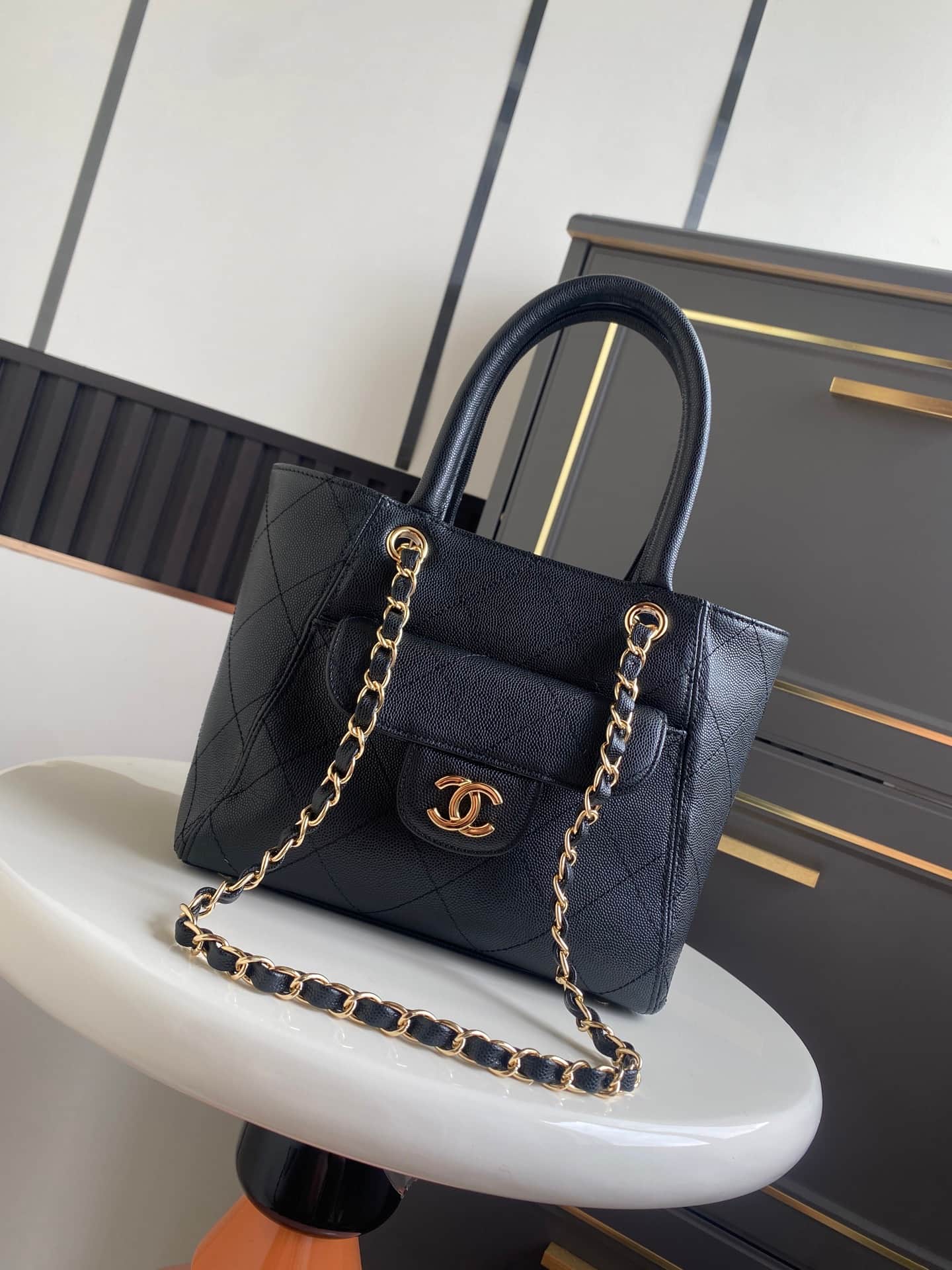 Chanel Tote Bag Grained Calfskin&Gold-Tone Metal Black AS6025 High