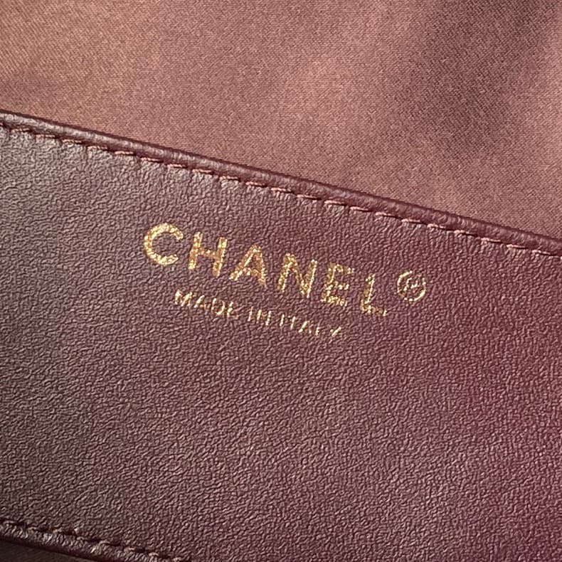 Chanel 25 Small Hobo handbag AS5293 Grained Calfskin &Gold-Tone Metal Drak Brown A