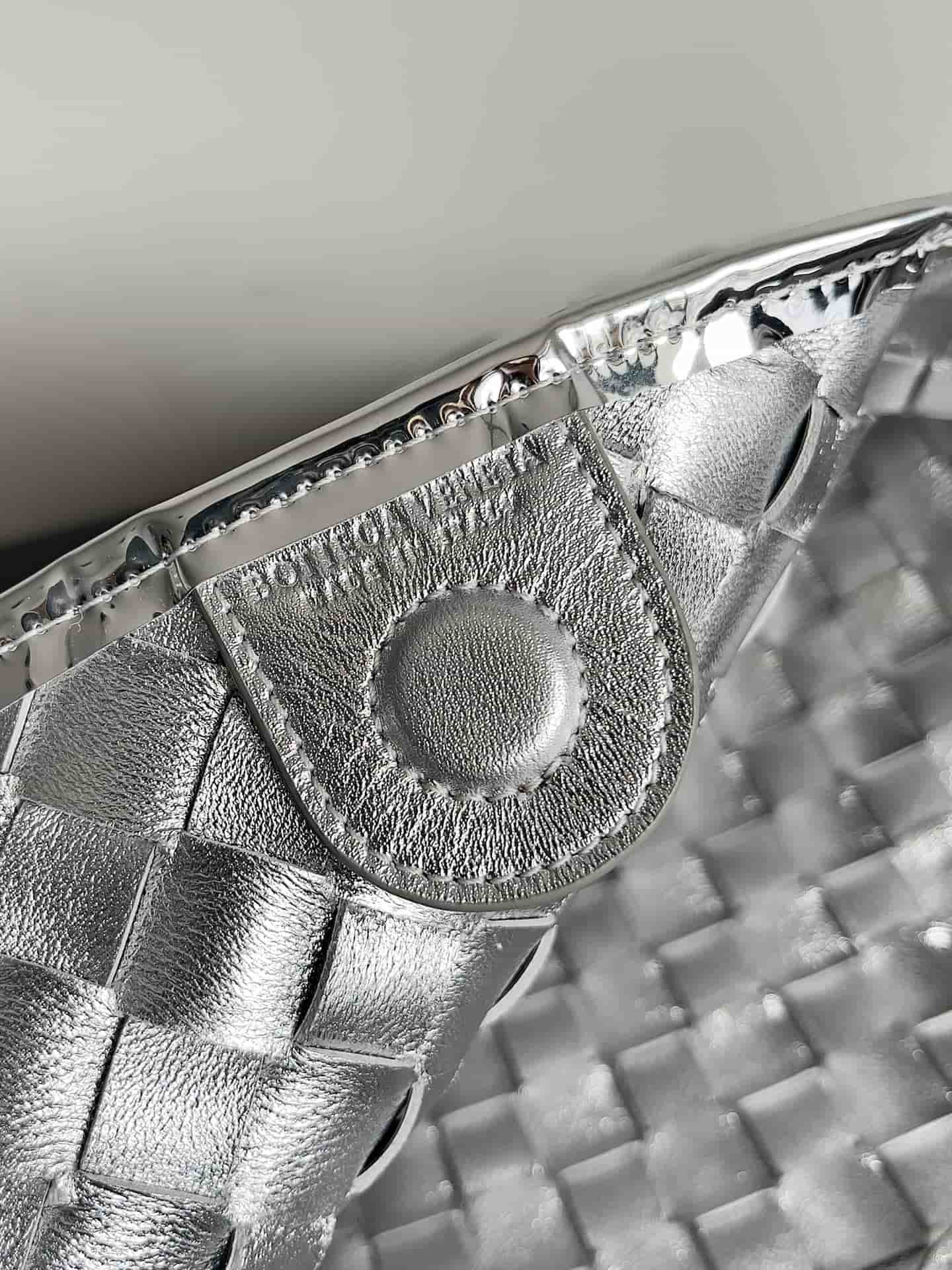 BV Sardine Small Intrecciato Silver TOP