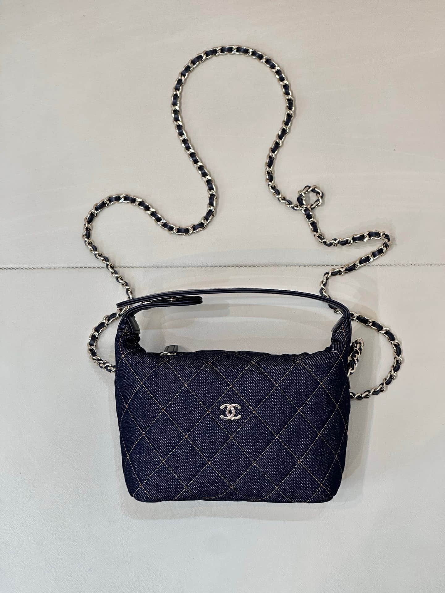 Chanel Hobo Clutch With Chain Denim & Gold-tone Metal Blue AP4386 TOP
