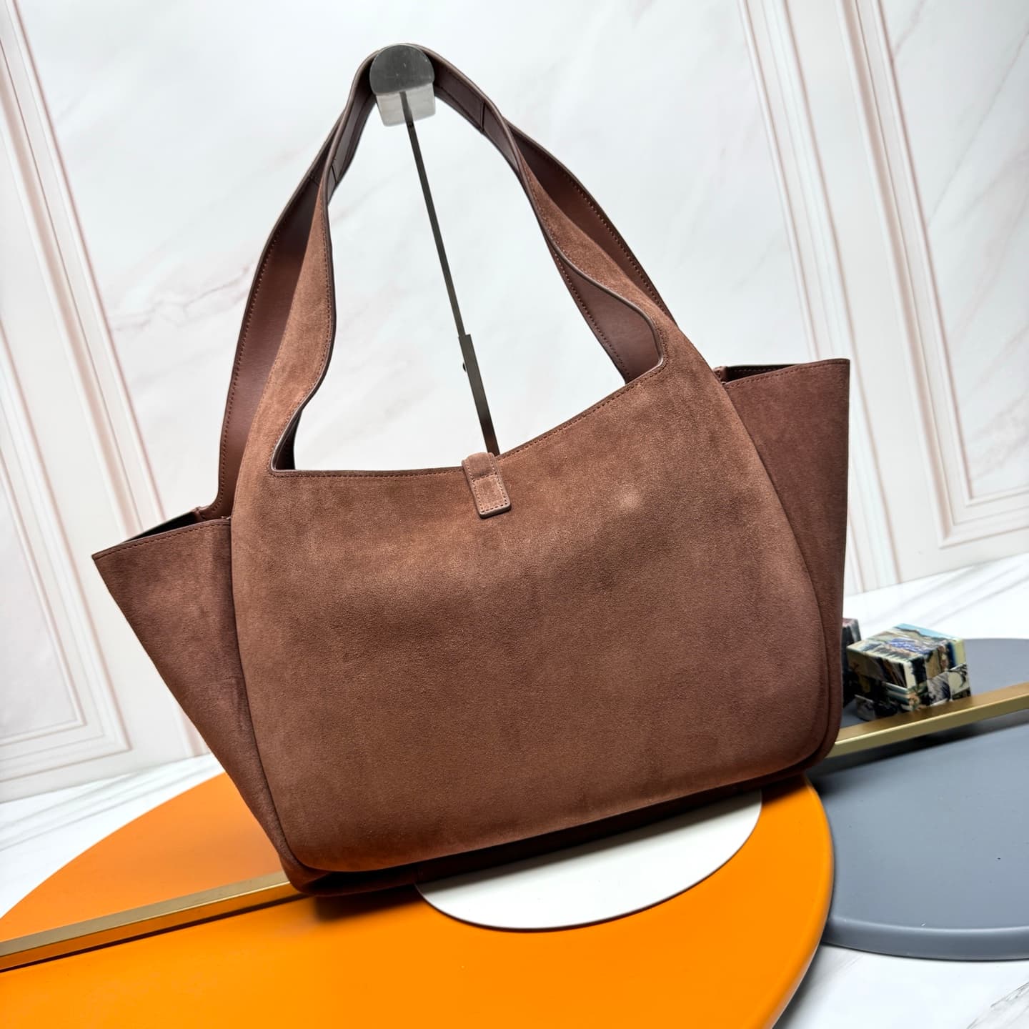 LE 5 À 7 BEA in suede CARAMEL COGNAC 763435 TOP