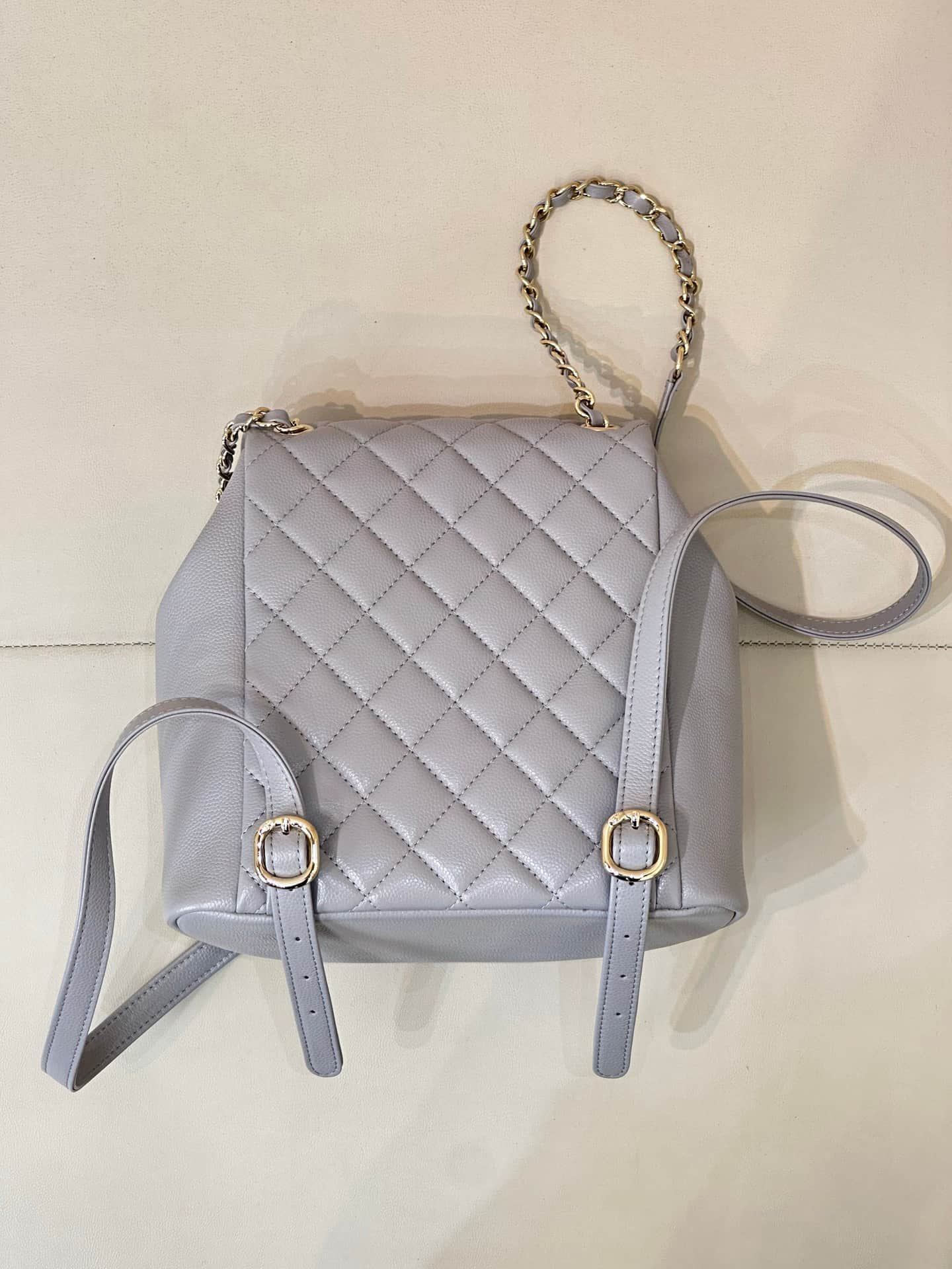 Chanel BACKPACK AS3860 Grained Shiny Calfskin & Gold-Tone Metal Grey TOP