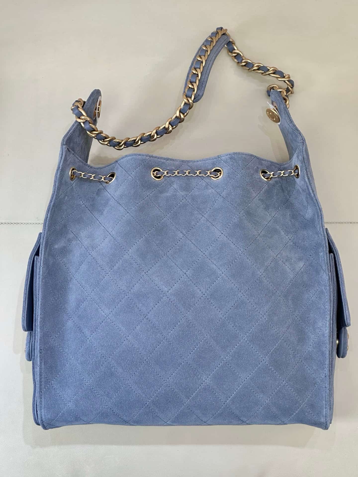 Chanel 25 Medium Hobo handbag AS5311 Suede &Gold-tone Metal Blue TOP