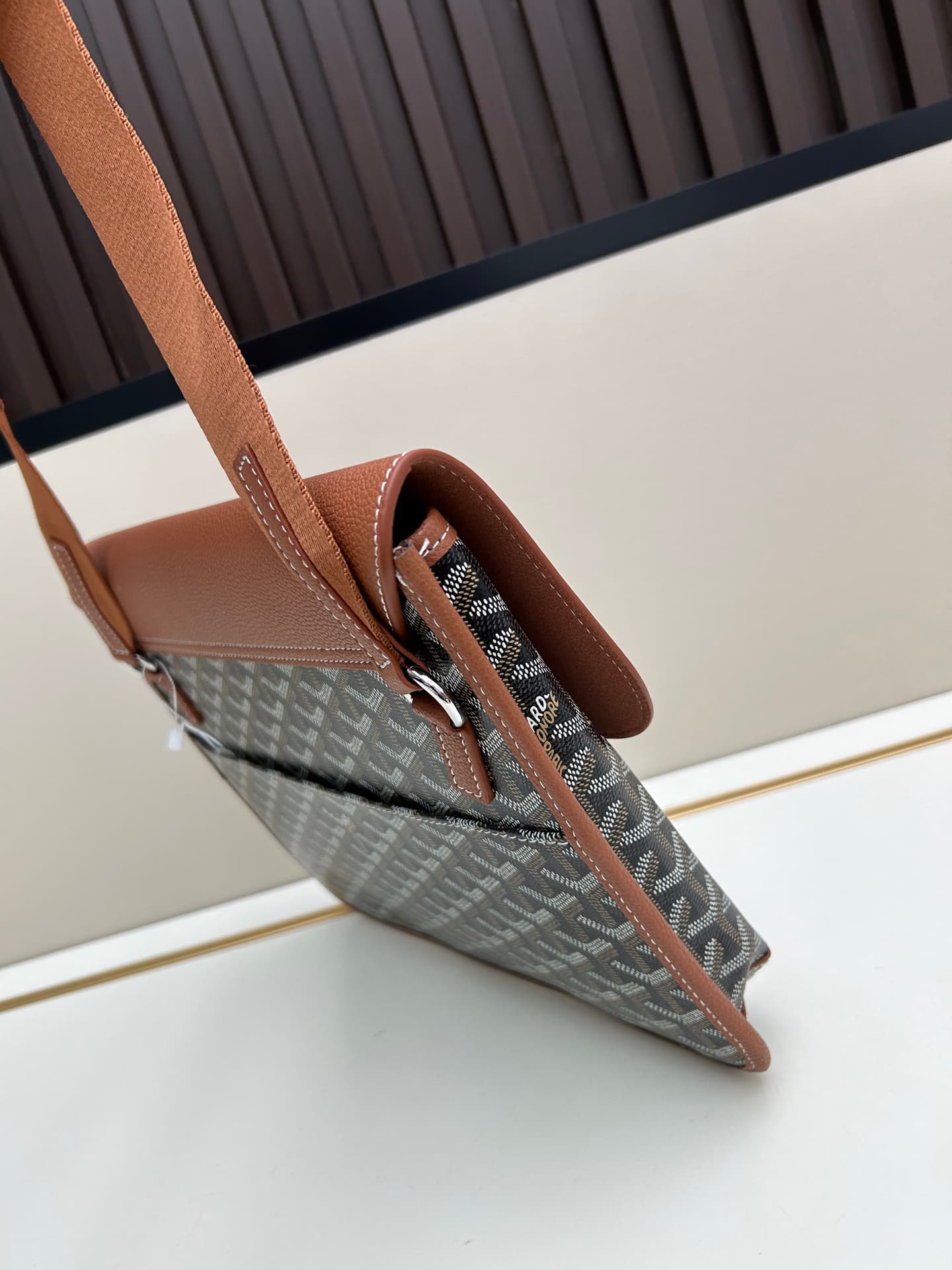 Goyard Coursier Messenger Bag Brown Mid