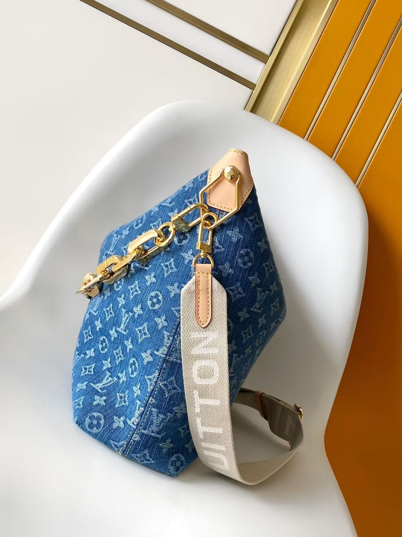 Louis Vuitton Coussin Hobo MM Blue Denim GOTS Cotton M28331 High