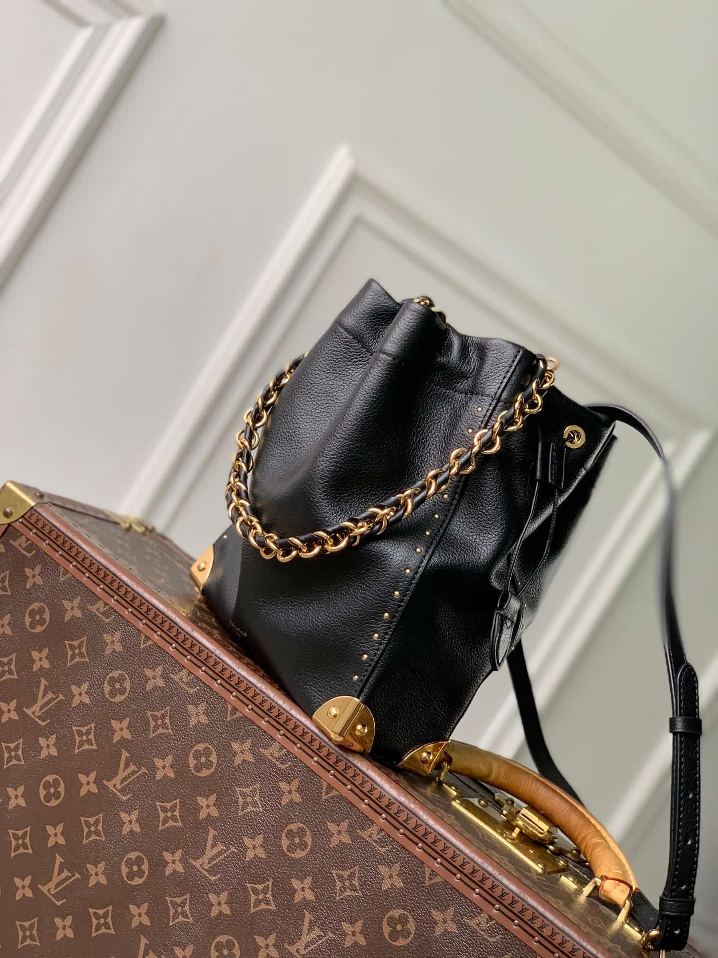 Louis Vuitton Noé Trunk Black Calfskin leather M29391 High