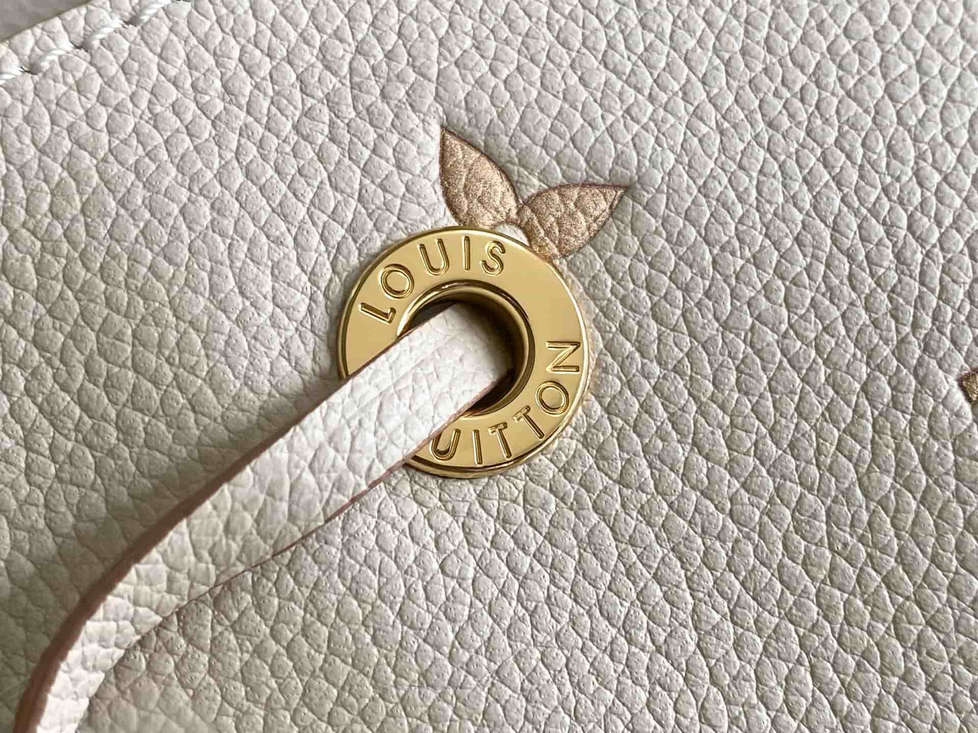 Louis Vuitton NéoNoé MM Eden Debossed grained cowhide leather M14401 TOP