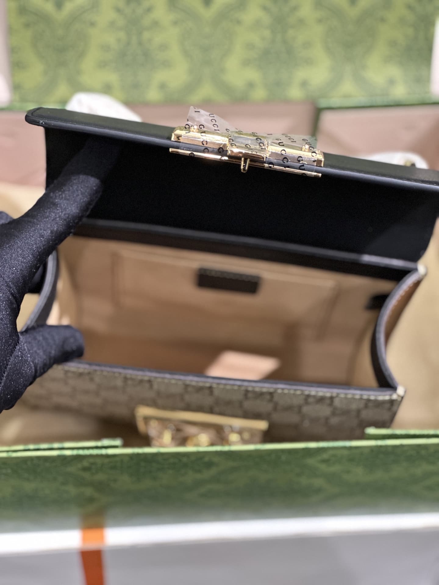 GUCCI PADLOCK SMALL SHOULDER BAG ‎409487