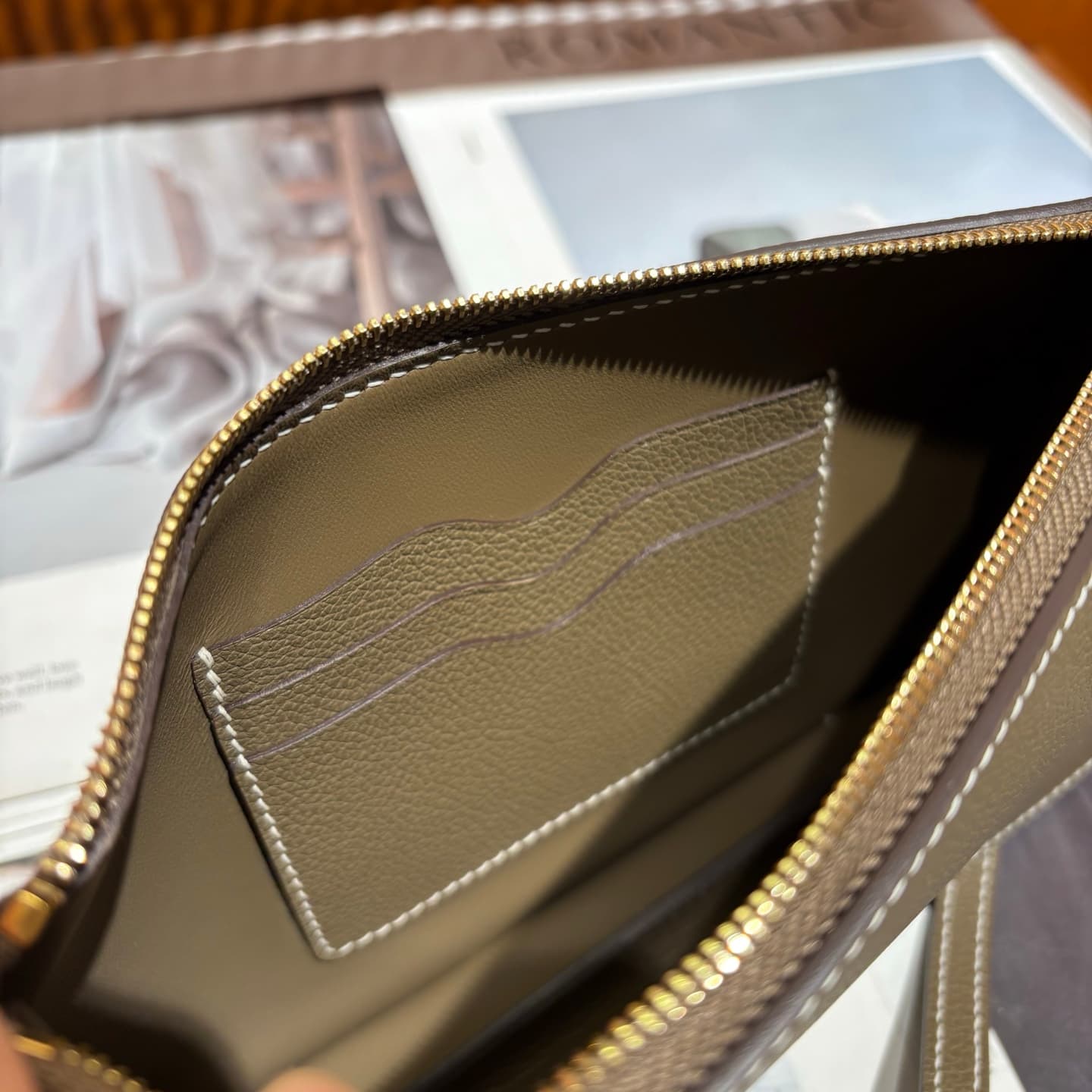 Hermes Zipengo Chaine d'Ancre To Go pouch Evergrain calfskin Etoupe WAX High