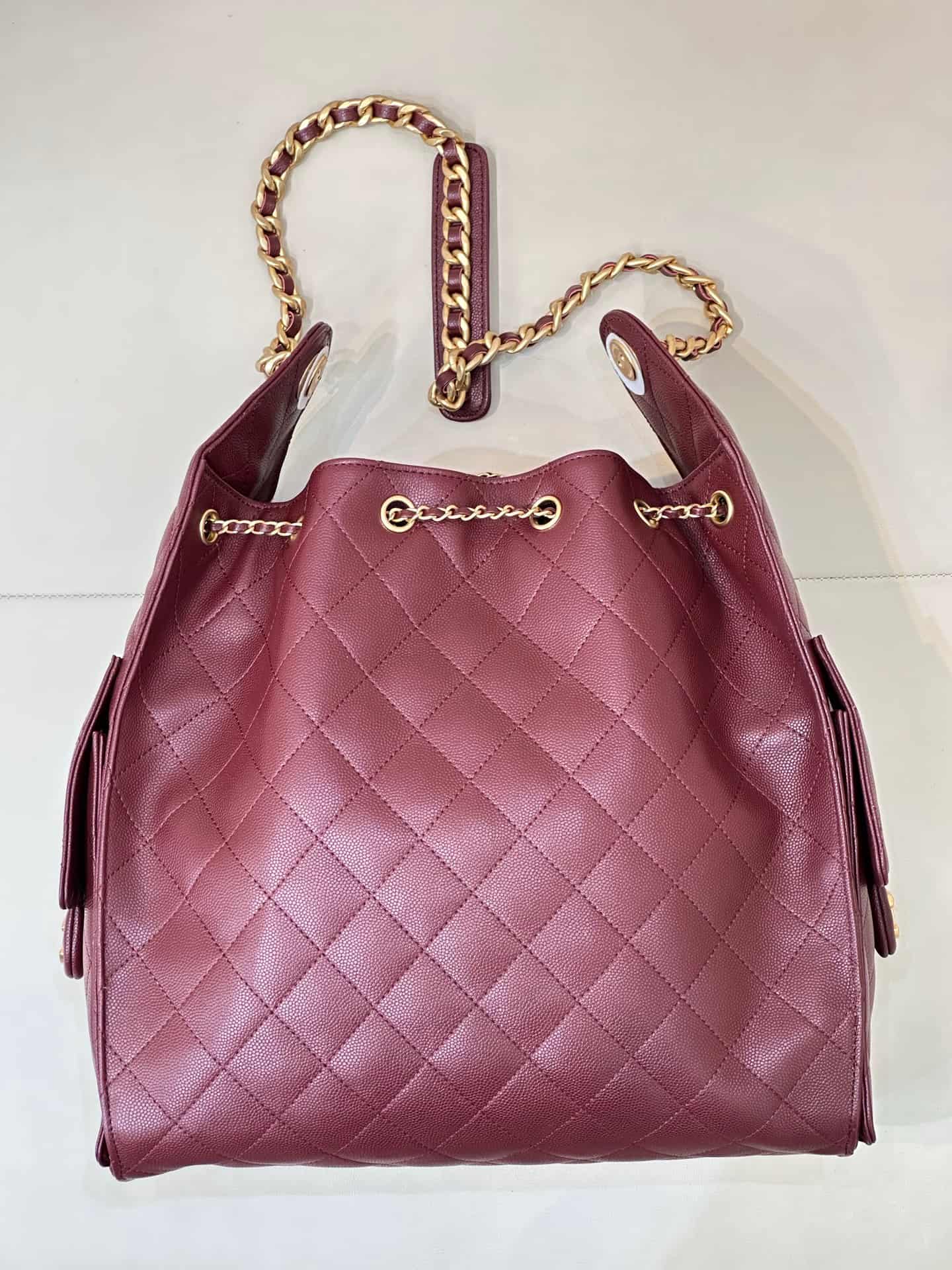 Chanel 25 Medium Hobo handbag AS5311 Grained Calfskin & Gold-tone Metal Burgundy TOP