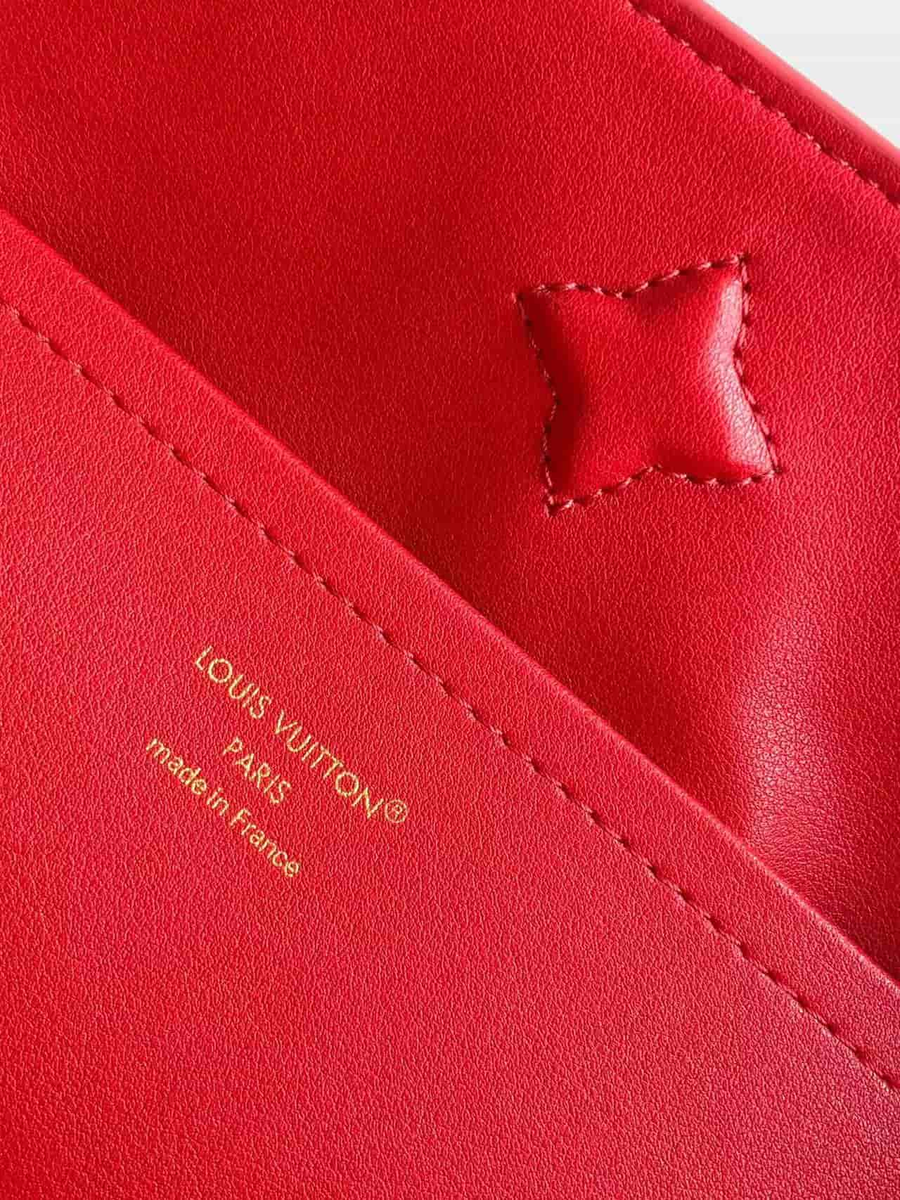 Louis Vuitton Capucines Souple Grain Taurillon Leather Red M26267 TOP