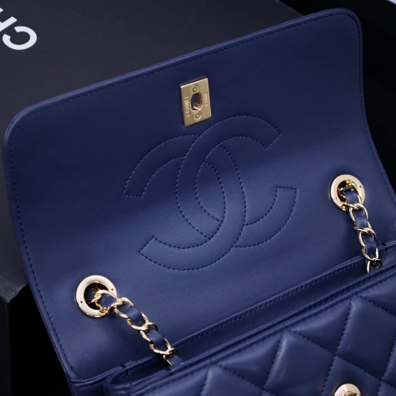 SMALL FLAP BAG WITH TOP HANDLE Lambskin Gold Metal Dark Blue A