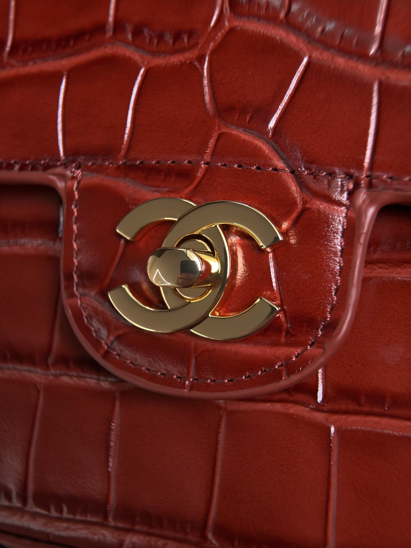 Chanel Mini Flap Bag with Top Handle Crocodile Embossed Calfskin & Gold-Tone Metal Red AS6424 A