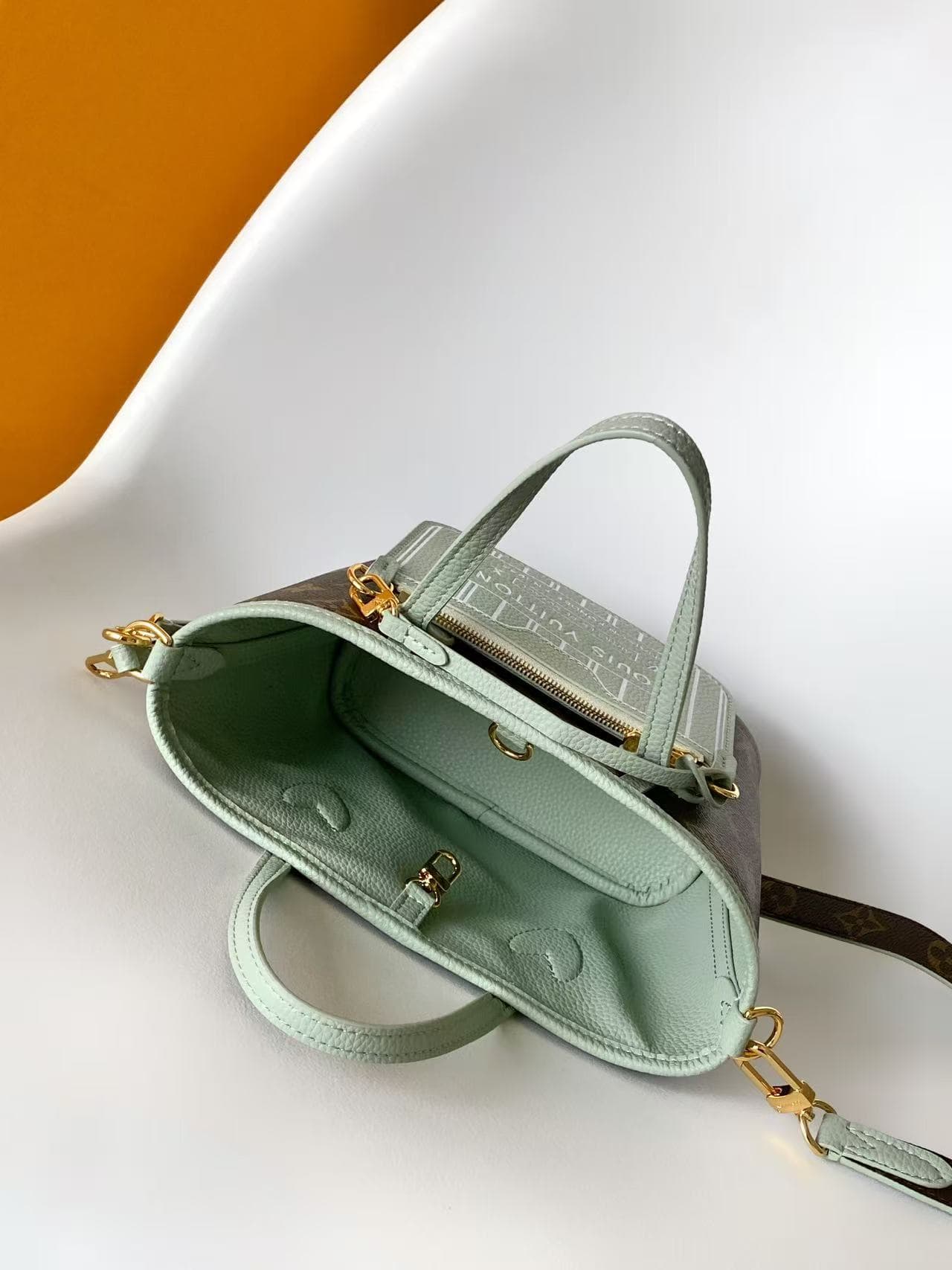 Louis Vuitton Neverfull Bandoulière Inside Out BB Monogram Celadon Cowhide leather M28236 High