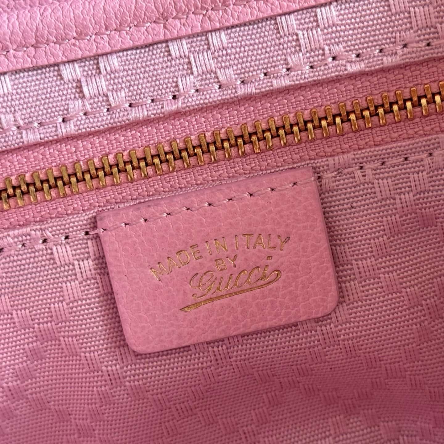 Gucci Jackie small shoulder bag Light pink soft grainy leather 867156 High