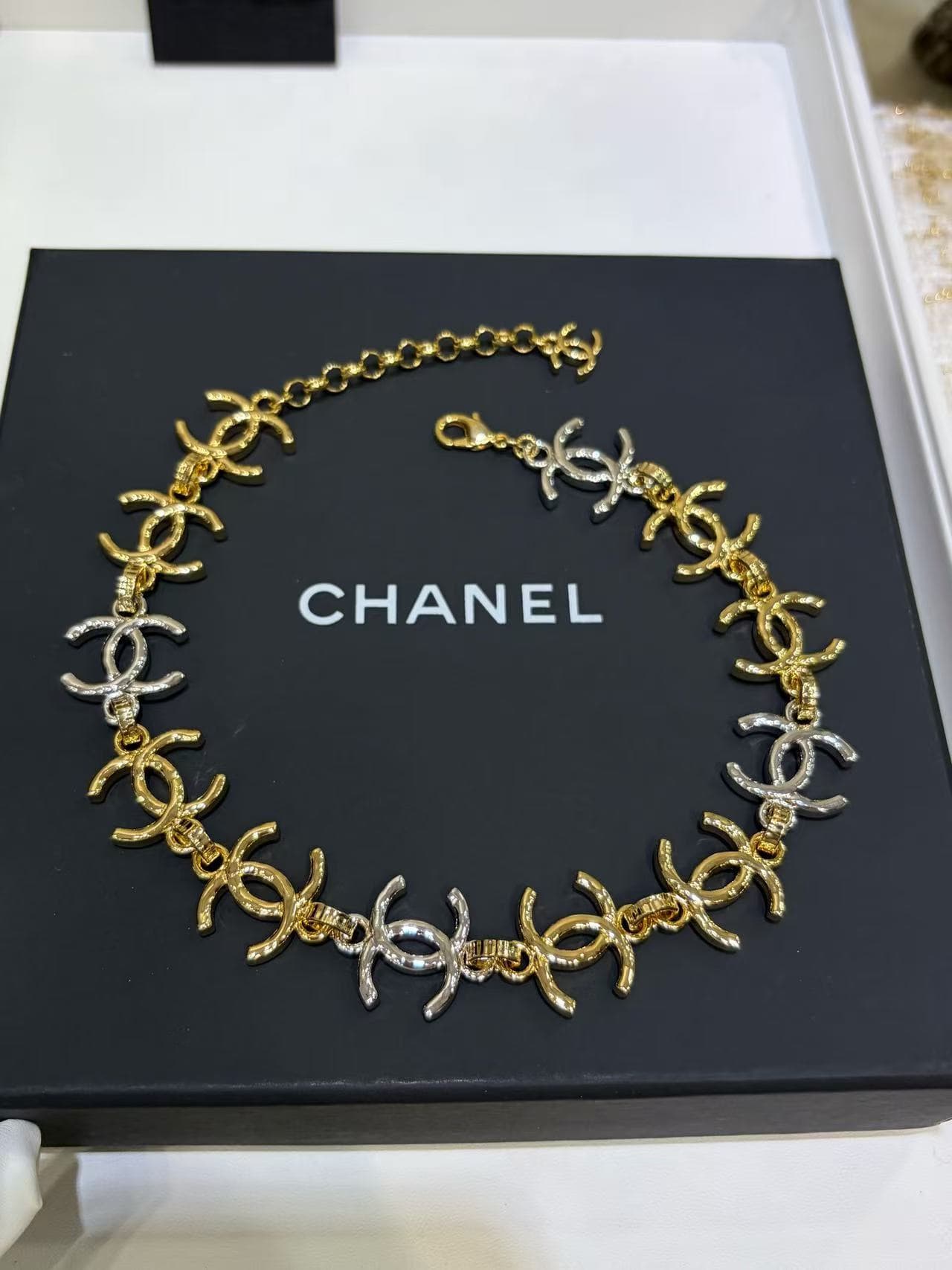 Chanel NECKLACE Gold &Silver Metal High