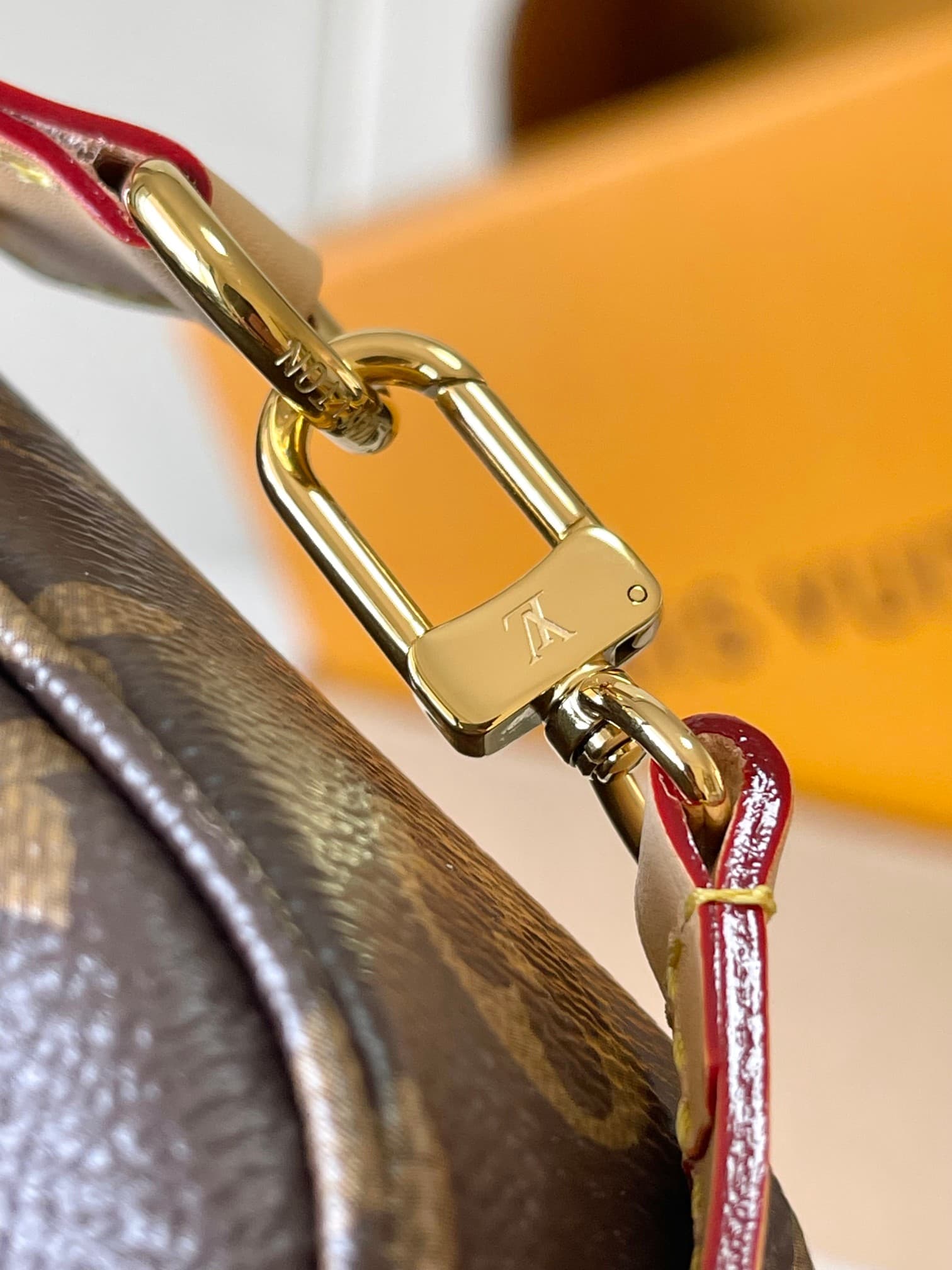 Louis Vuitton x Murakami Pochette Accessoires Monogram coated canvas M13440 Top