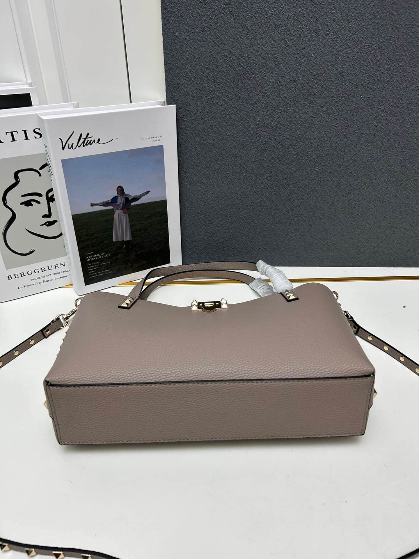 Valentino Garavani Rockstud Tote Bag in Grey Mid