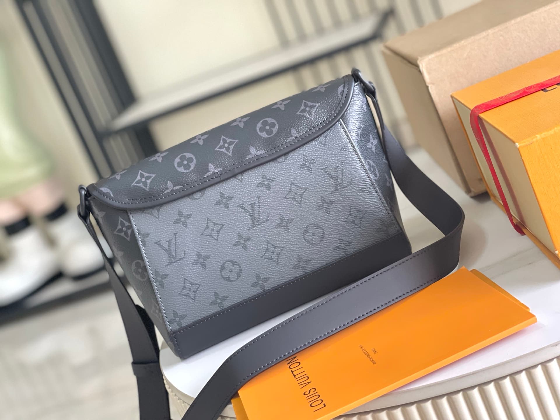 Louis Vuitton Pulse Messenger Monogram Eclipse Reverse coated canvas M12681 TOP