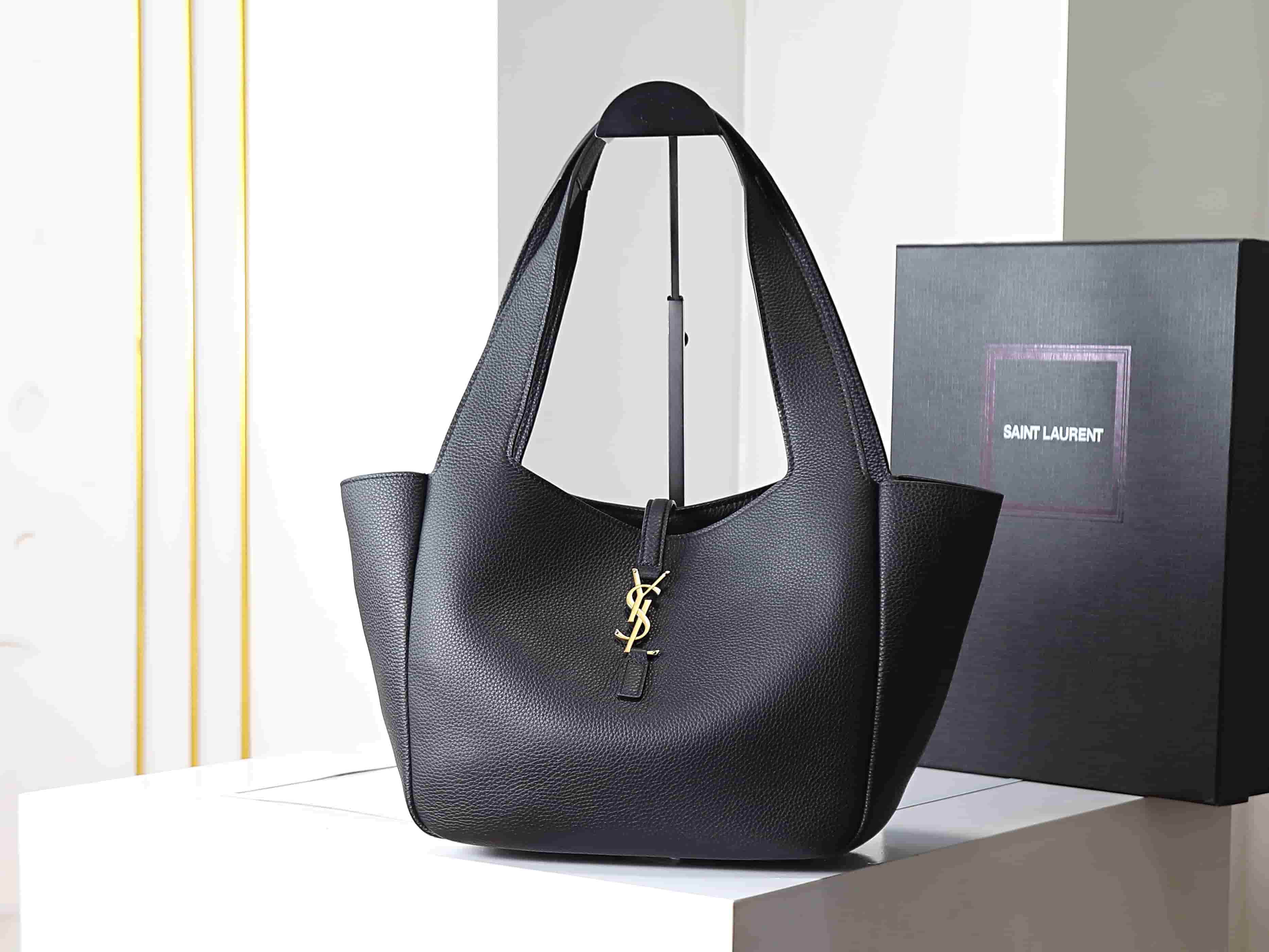 Saint Laurent LE 5 À 7 SMALL BEA in grained leather 779029 High