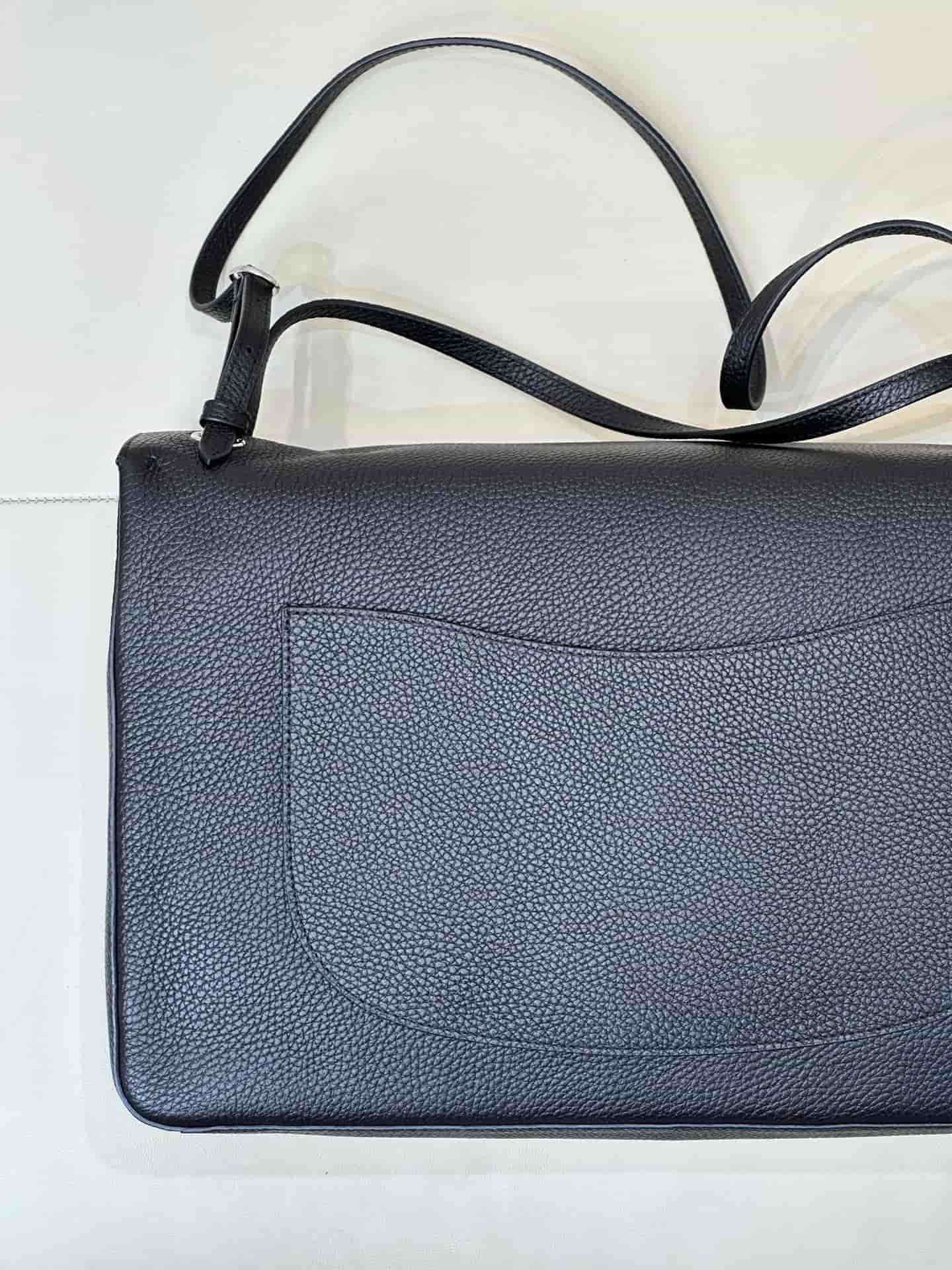 Chanel Maxi Flapbag Grained Calfskin & Silver Metal Black AS6233 TOP