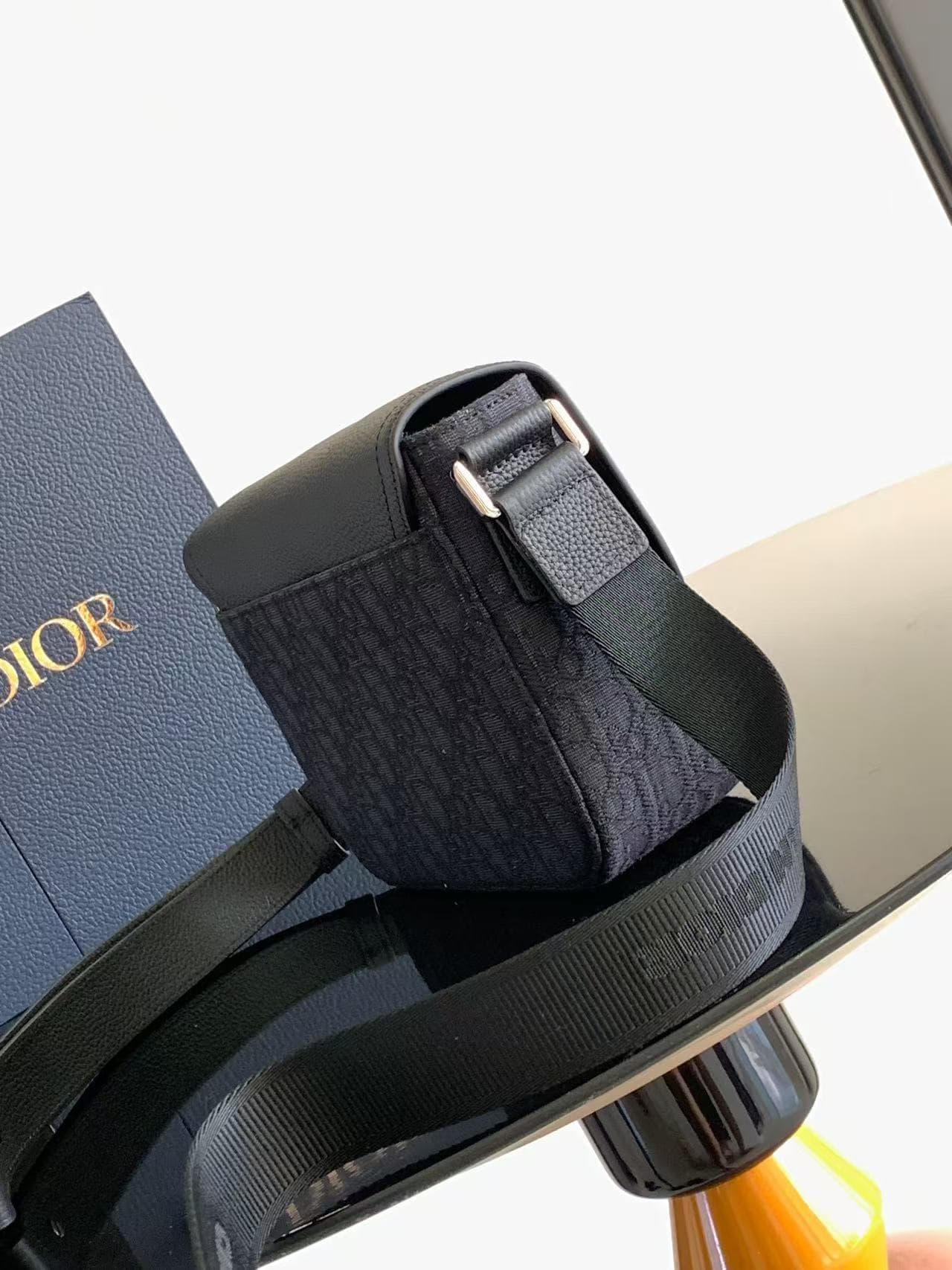 Small Saddle Messenger Bag with Flap Grained Calfskin and Oblique Black High