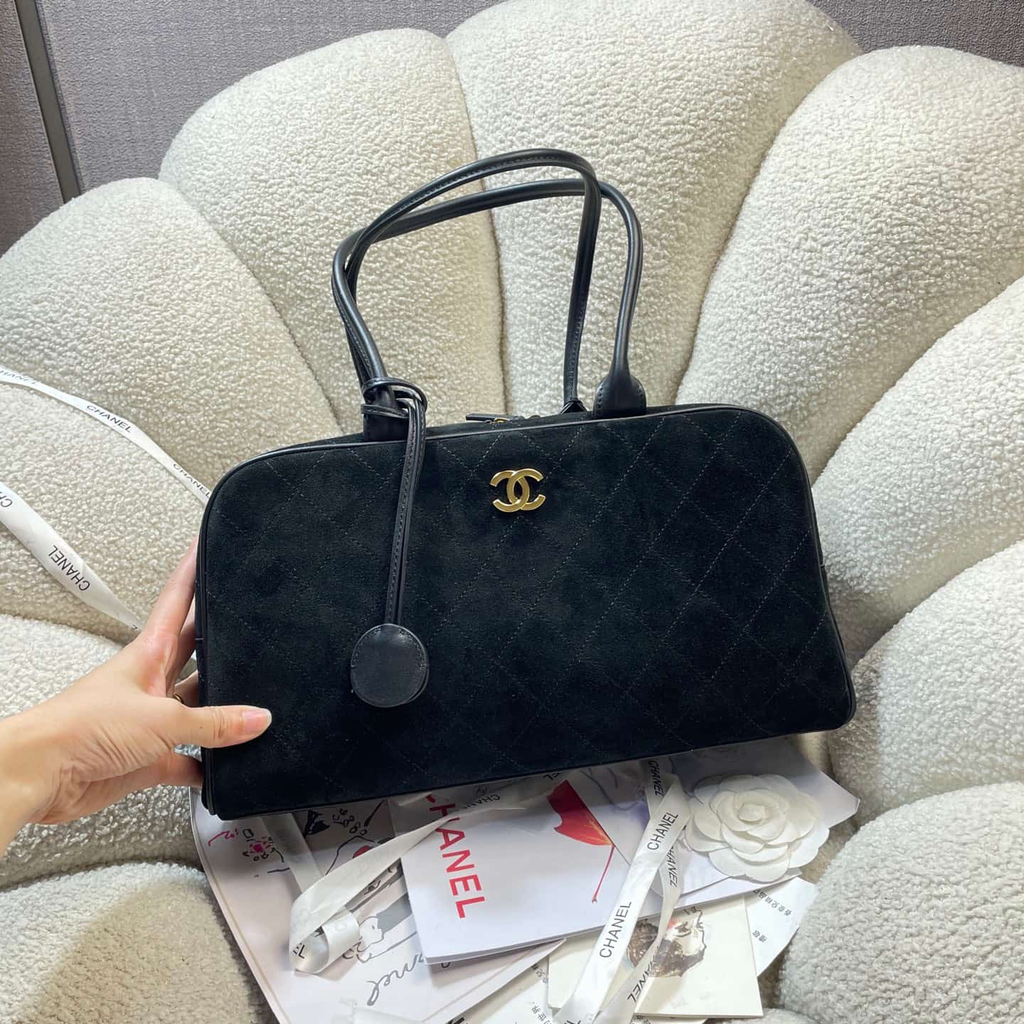 Chanel Maxi bowling bag Suede calfskin & Gold-Tone Metal Black AS6211 A