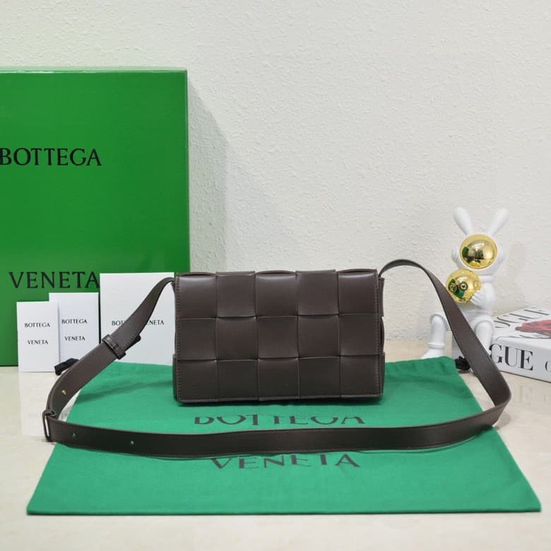 BV CASSETTE BAG Lambskin High