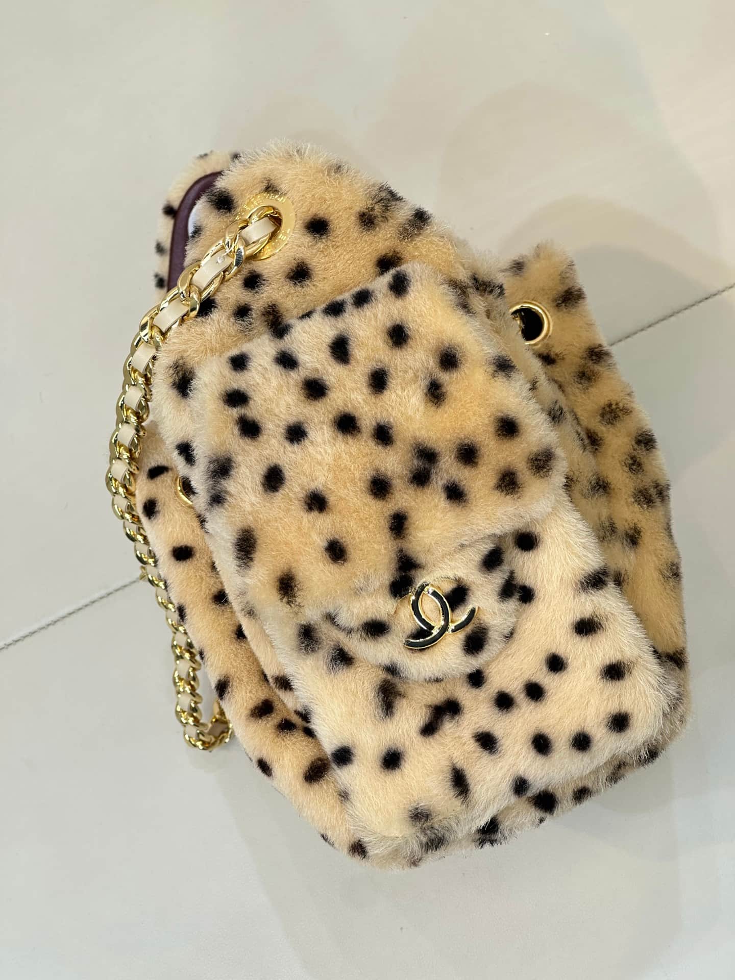 Chanel 25 Mini Hobo handbag AS5631 Lambskin & Gold-Tone Metal Light Beige & Black TOP