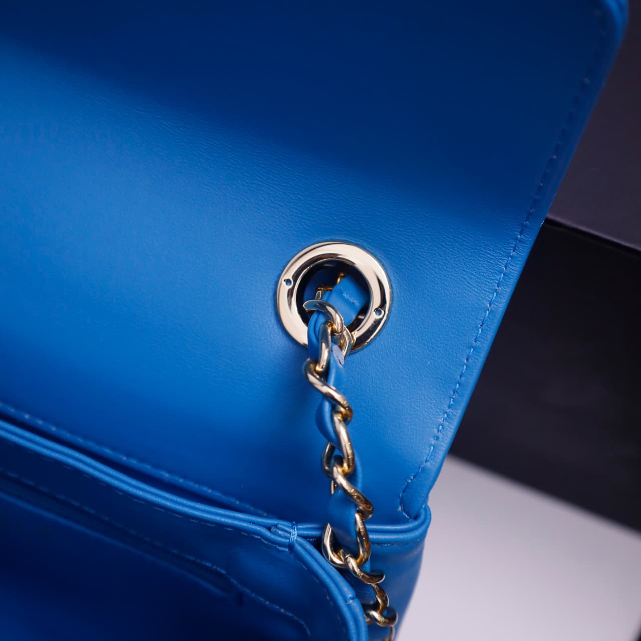 Chanel MINI FLAP BAG WITH TOP HANDLE AS4654 Lambskin &Gold-Tone Metal Blue A
