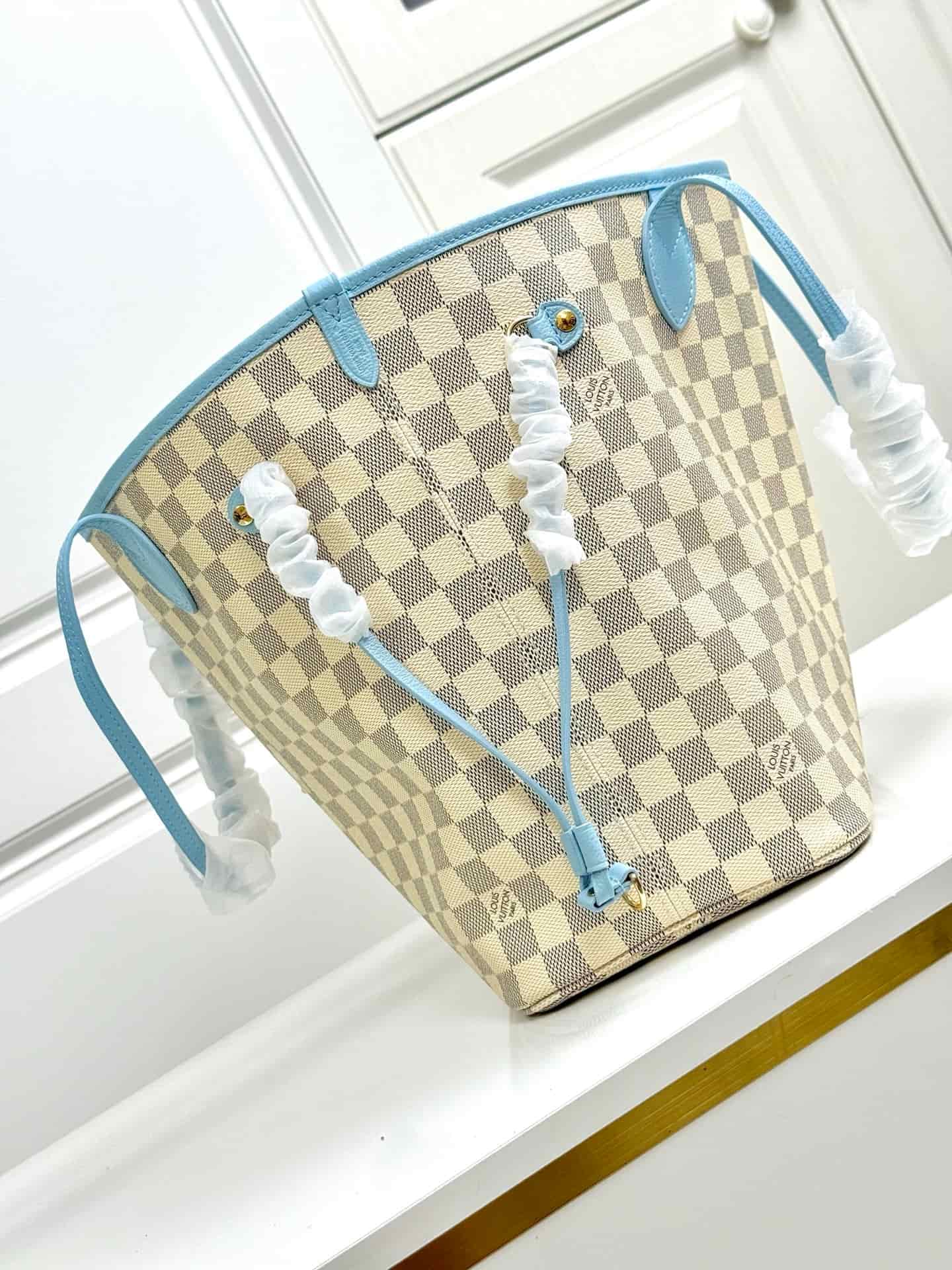 Louis Vuitton Neverfull Inside Out MM Damier Azur/Bleu Olympe Coated canvas N40946 High