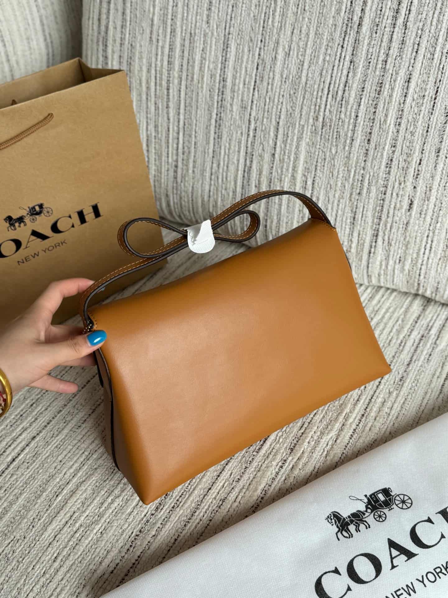 Coach Chelsea Shoulder Bag Smooth Grain Leather Caramel High