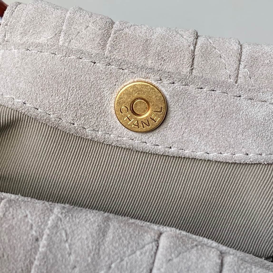 Chanel Small Hobo Bag Suede Calfskin Turtoise-Shell Effect Plexi & Gold-Tone Metal Grey AS6022 High