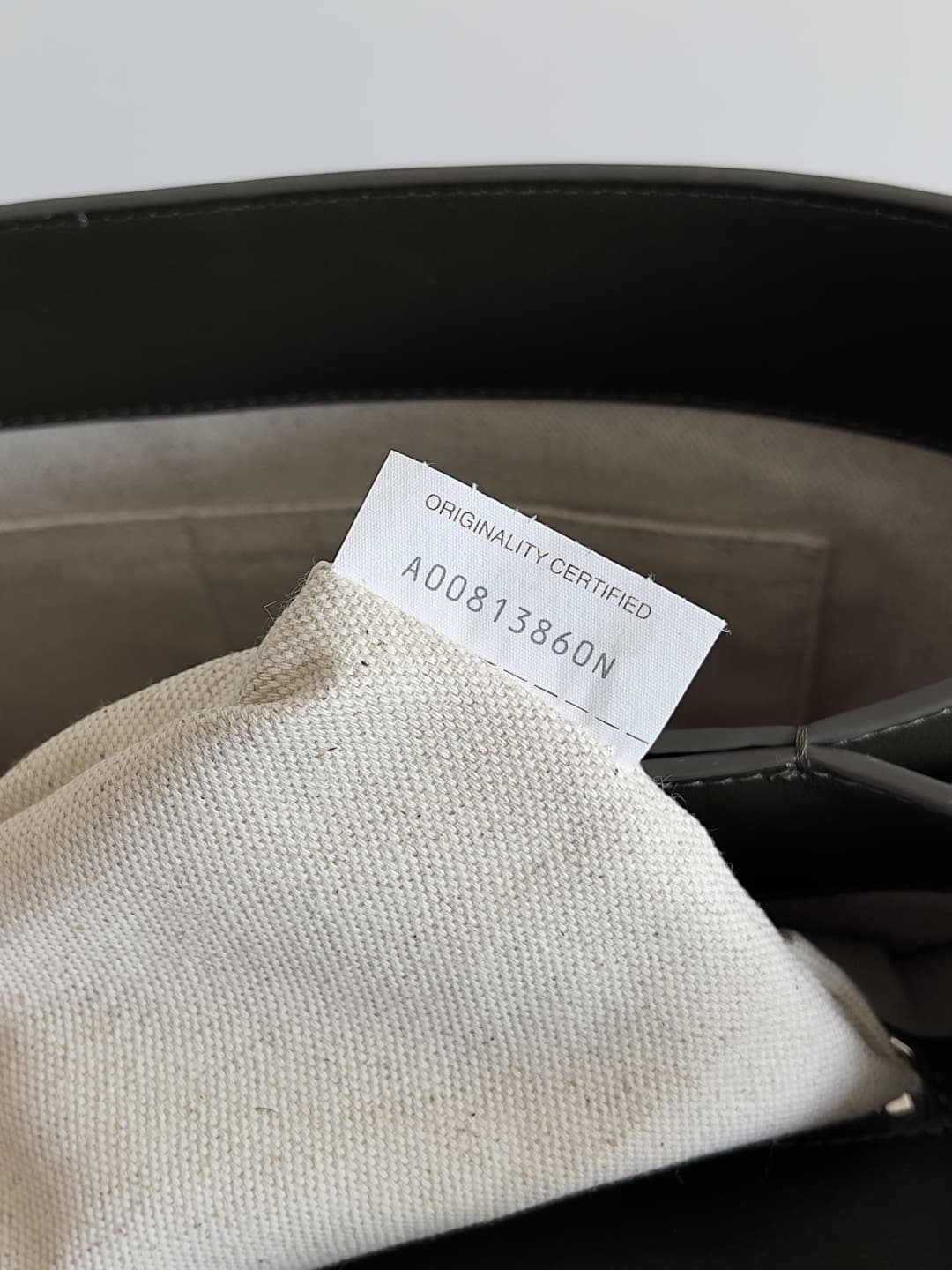 BV Andiamo Messenger Top