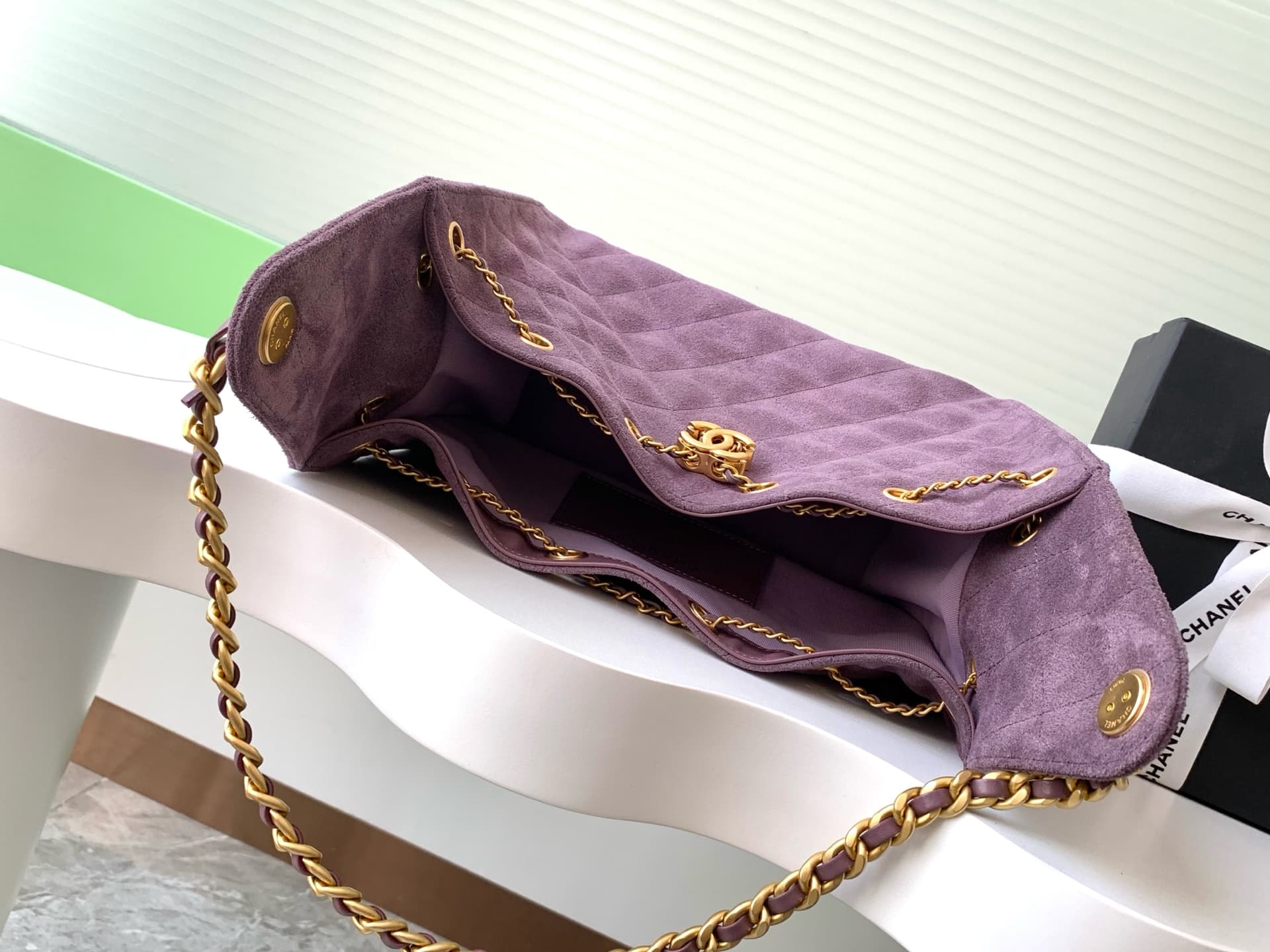 Chanel 25 Small Hobo handbag AS5293 Suede & gold-tone metal Purple A
