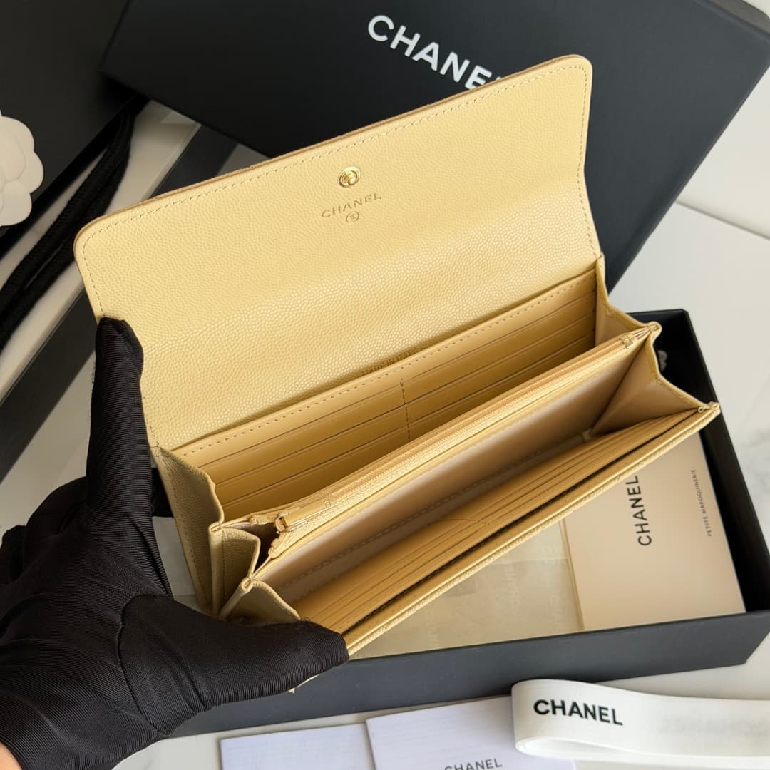 Chanel Wallet Shiny Grained Calfskin Strass & Gold-Tone Metal Yellow AP5076 High