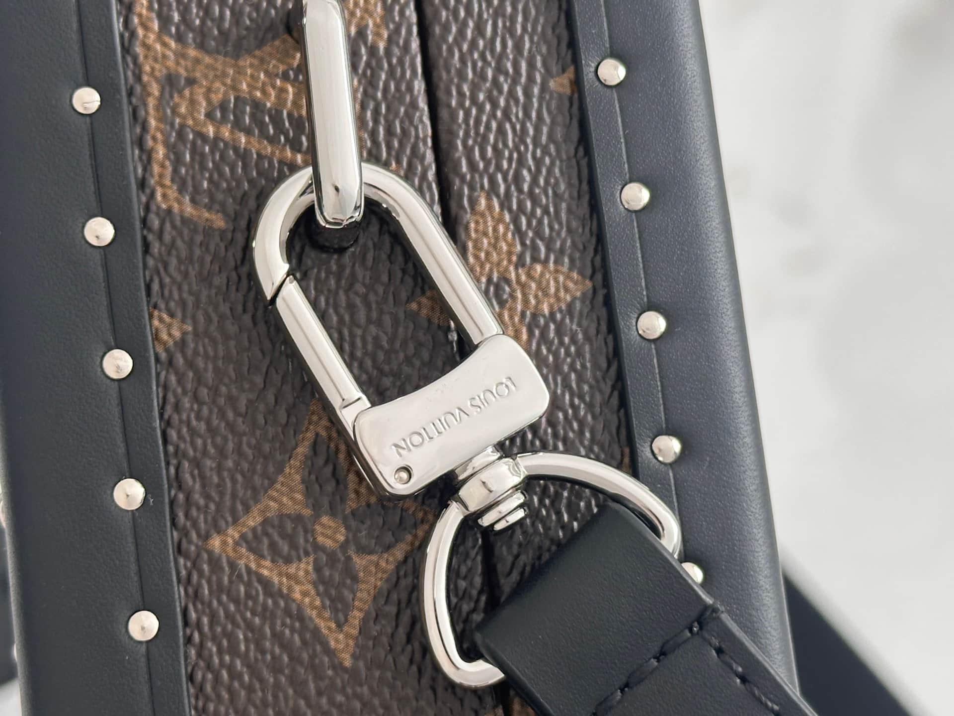 Louis Vuitton Clutch Box Monogram coated canvas M20252 High