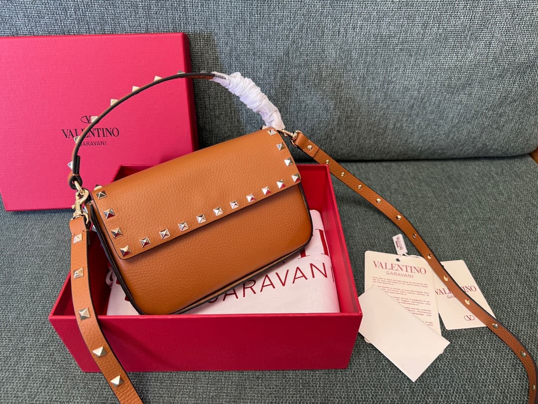 Valentino Garavani Mini Rockstud Grainy Leather Crossbody Bag in Caramel High