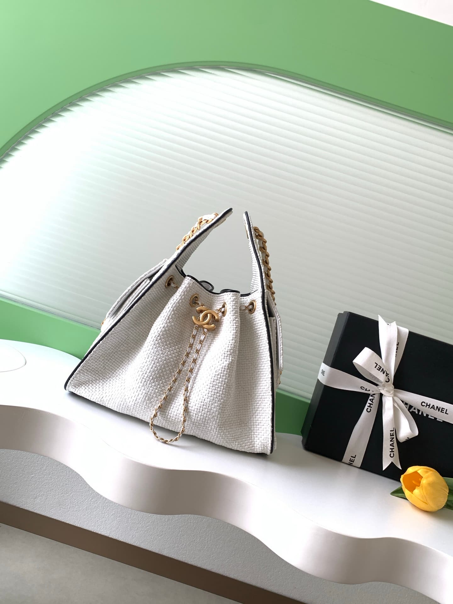 Chanel 25 Small Hobo handbag AS5293 Braided Raffia-Effect Canvas Calfskin & Gold-Tone Metal White & Black A