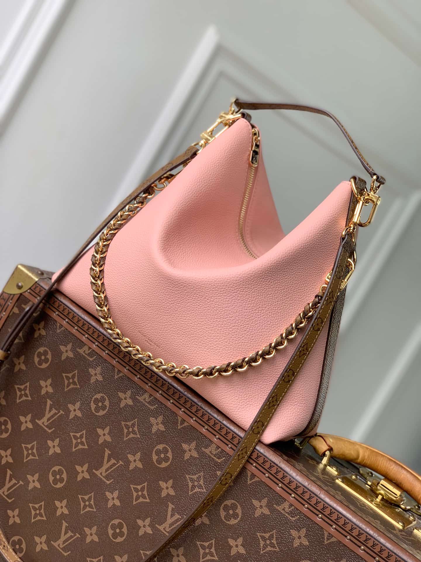 Louis Vuitton Multipass Petal Pink Calfskin M2A063 High